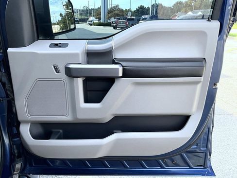Used 2019 Ford F150 XLT w/ Equipment Group 302A Luxury AWD/4WD image 19