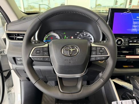 New 2026 Toyota Highlander XLE AWD/4WD image 21