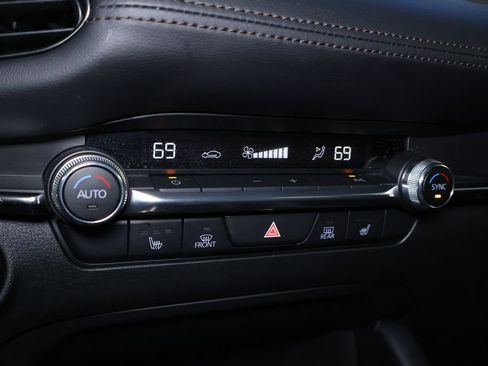 Used 2023 MAZDA MAZDA3 s image 30