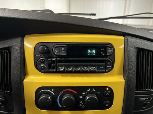 Used 2004 Dodge Ram 1500 Truck SLT w/ Sport Appearance Group image 13