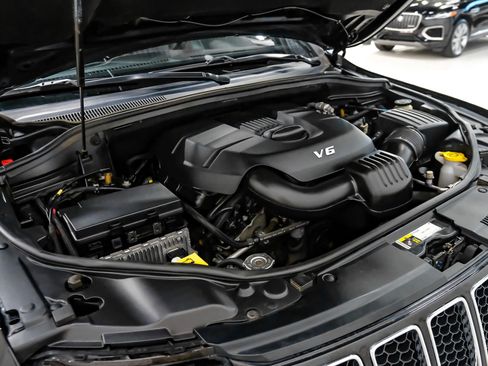Used 2015 Jeep Grand Cherokee Overland AWD/4WD image 71