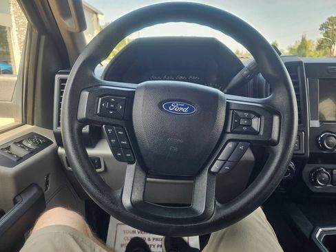 Used 2019 Ford F150 XL w/ Equipment Group 101A Mid AWD/4WD image 17