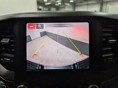 Used 2022 RAM 2500 Tradesman w/ Chrome Appearance Group image 26