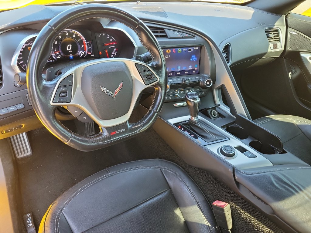 Used 2017 Chevrolet Corvette Z06 w/ Z07 Performance Package RWD image 11