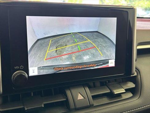 Certified 2024 Toyota RAV4 XLE FWD image 26