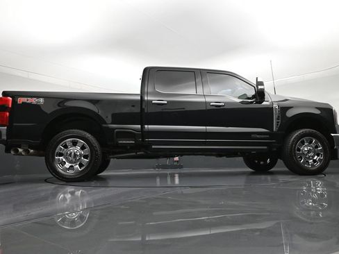 Used 2025 Ford F250 Lariat w/ Chrome Package AWD/4WD image 25