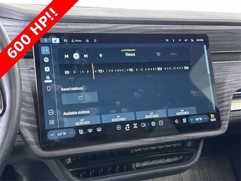 Used 2022 Rivian R1T Adventure image 13