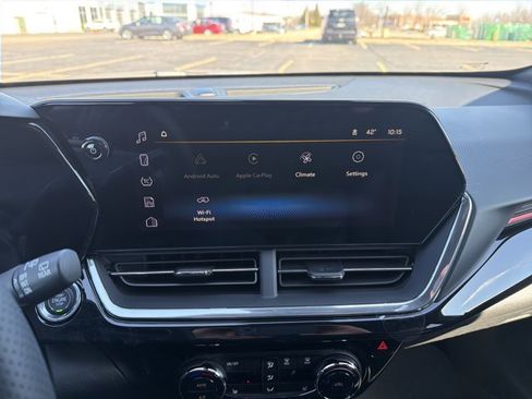 New 2026 Chevrolet Trax RS image 17