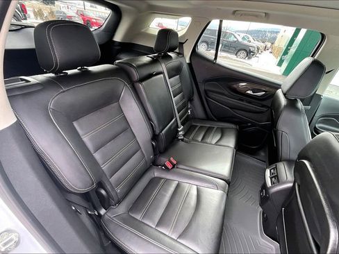 Used 2022 GMC Terrain Denali w/ Denali Premium Package image 27