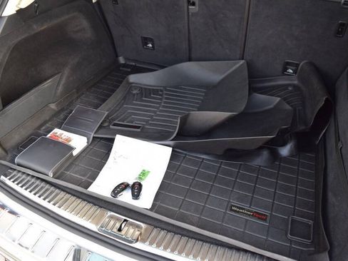 Used 2016 Volkswagen Touareg TDI AWD/4WD image 79