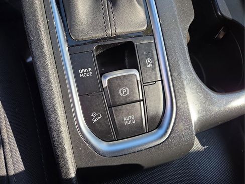 Used 2020 Hyundai Santa Fe SEL w/ Cargo Package image 23