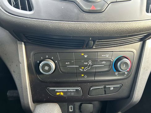 Used 2017 Ford Escape S image 29