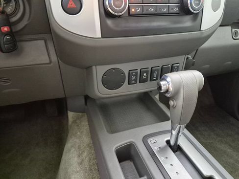 Used 2014 Nissan Frontier SV w/ SV Value Truck Package RWD image 20