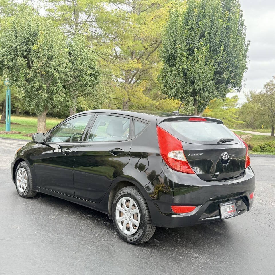 Used 2014 Hyundai Accent GS FWD image 3