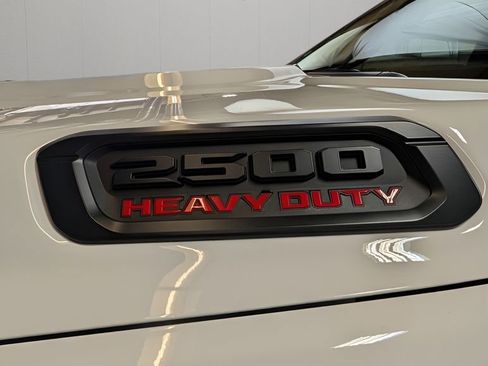 New 2026 RAM 2500 Tradesman AWD/4WD image 19