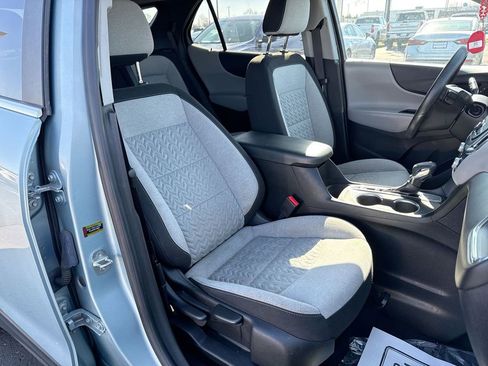 Used 2022 Chevrolet Equinox LT FWD image 25