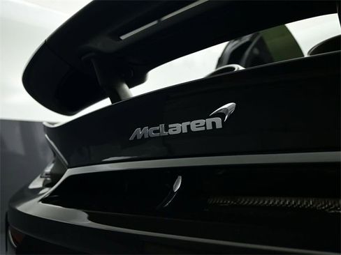 Used 2020 McLaren 600LT Spider image 28