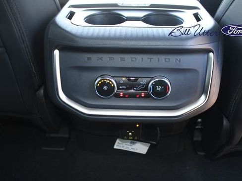 New 2025 Ford Expedition Platinum w/ Stealth Appearance Package image 11