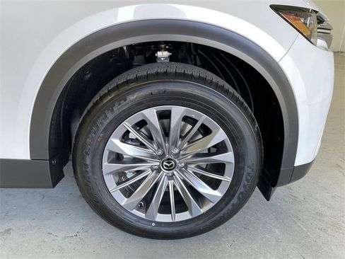 Certified 2025 MAZDA CX-90 3.3 Turbo w/ Preferred Package image 14