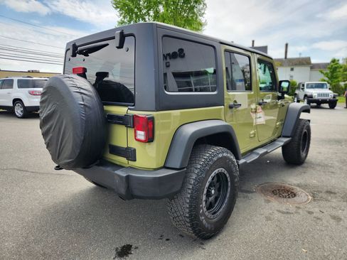 Used 2013 Jeep Wrangler Unlimited Sport AWD/4WD image 16