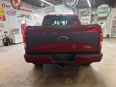 Used 2017 Ford F150 XLT w/ Equipment Group 302A Luxury image 4