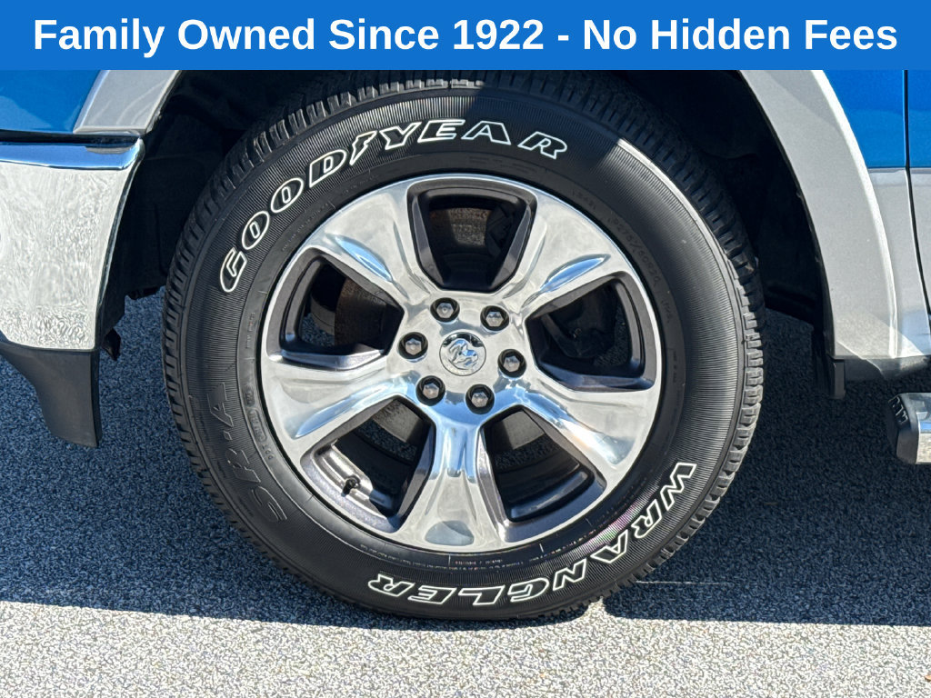Used 2021 RAM 1500 Laramie AWD/4WD image 11