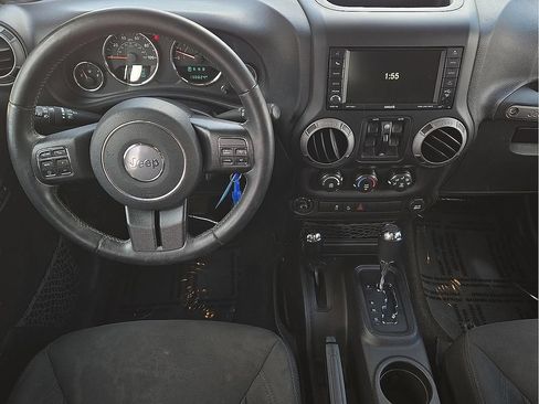 Used 2015 Jeep Wrangler Unlimited Sport w/ Quick Order Package 24S AWD/4WD image 10