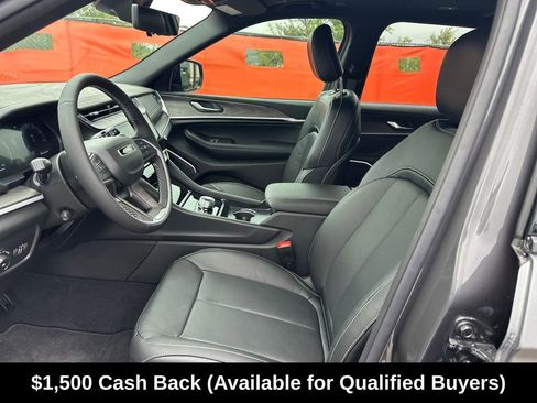 New 2026 Jeep Grand Cherokee L Limited image 18