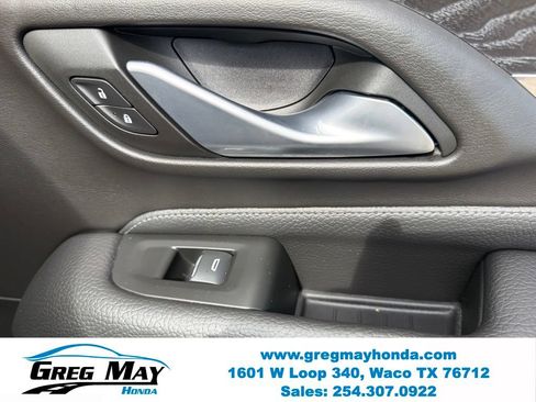 Used 2022 GMC Yukon Denali RWD image 31