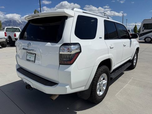 Used 2015 Toyota 4Runner SR5 Premium AWD/4WD image 3