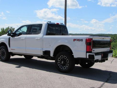 New 2025 Ford F250 Platinum image 5