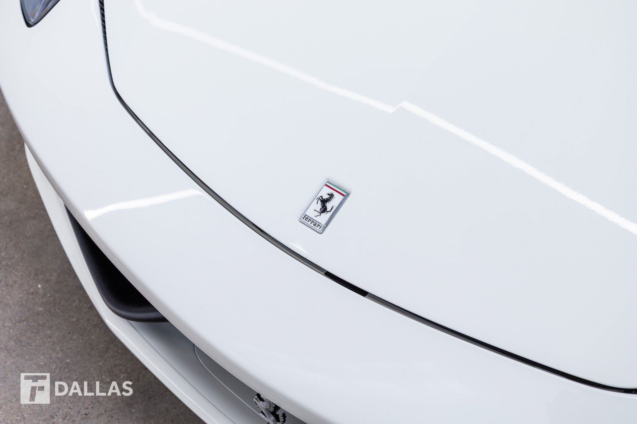Used 2013 Ferrari 458 Spider RWD image 4