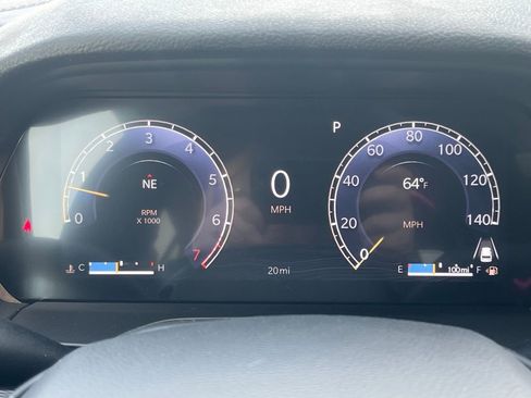 New 2025 Jeep Grand Cherokee Laredo X w/ Luxury Tech Group I image 12