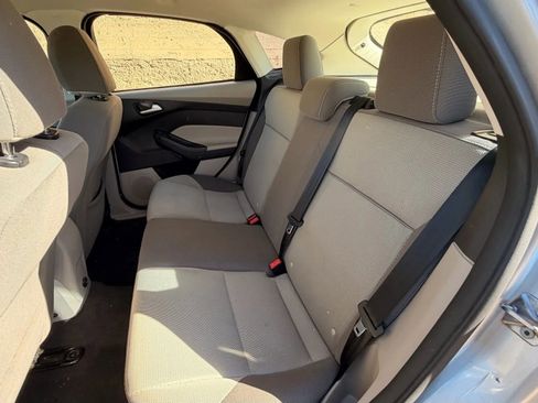 Used 2012 Ford Focus SE image 30