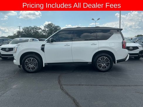 Used 2025 Nissan Armada Platinum AWD/4WD image 2