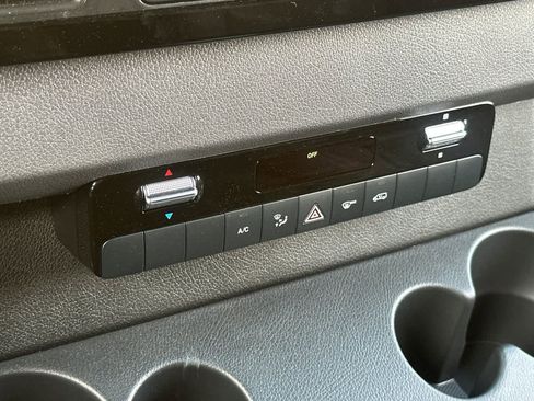 New 2025 Mercedes-Benz Sprinter 2500 image 16