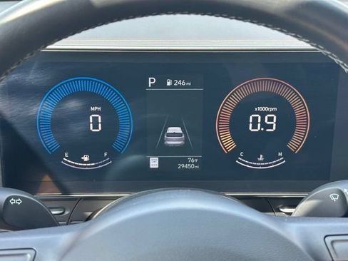 Used 2025 Hyundai Kona SEL AWD/4WD image 15