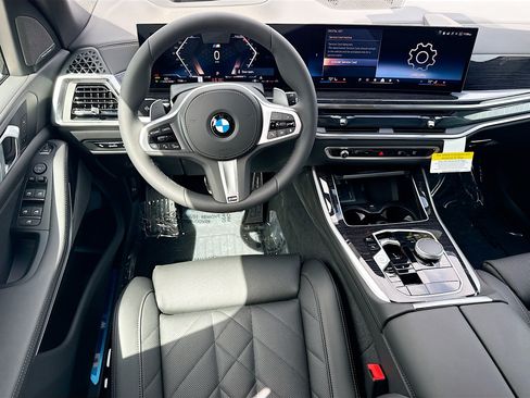 New 2026 BMW X5 sDrive40i w/ M Sport Package RWD image 17