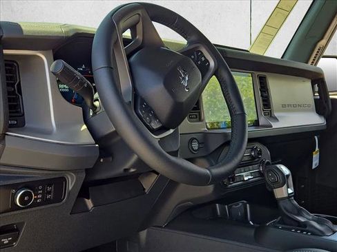 New 2026 Ford Bronco Outer Banks AWD/4WD image 3