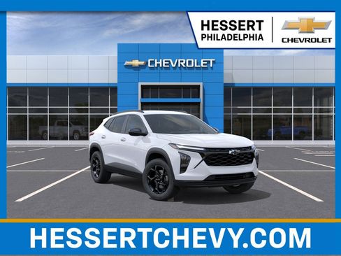 New 2026 Chevrolet Trax LT FWD image 1