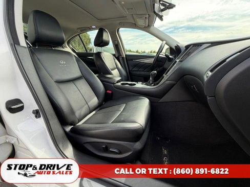 Used 2014 INFINITI Q50 AWD w/ Moonroof Package image 16