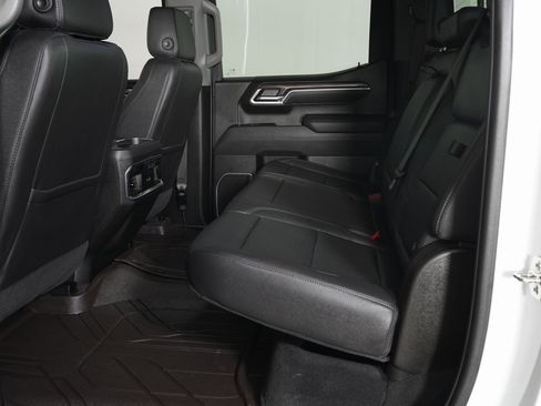 Used 2025 Chevrolet Silverado 1500 LTZ w/ LTZ Premium Texas Edition image 13