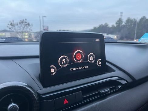 Used 2018 MAZDA MX-5 Miata RF Grand Touring image 17