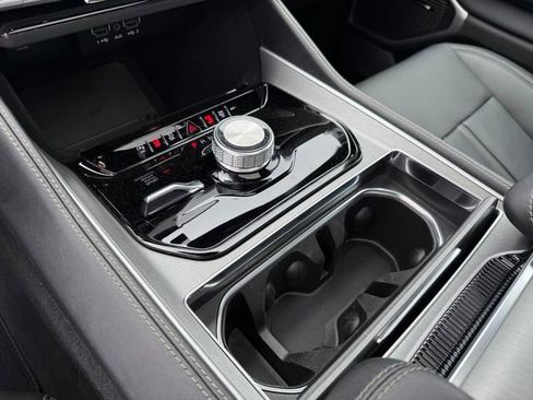 New 2025 Jeep Wagoneer Base w/ Premium Group I image 31