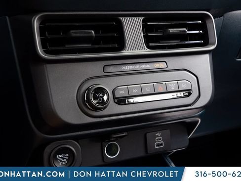 Used 2025 Ford Maverick XLT w/ XLT Luxury Package AWD/4WD image 8