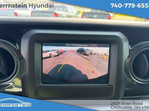Used 2022 Jeep Wrangler Unlimited Sport AWD/4WD image 16