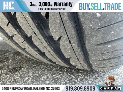 Used 2016 Toyota Camry XSE FWD image 11