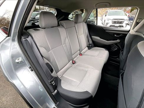 Certified 2022 Subaru Outback Premium image 18