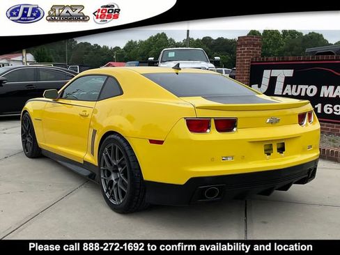 Used 2011 Chevrolet Camaro SS RWD image 5