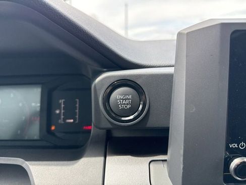 Used 2026 Toyota Tacoma SR5 AWD/4WD image 24